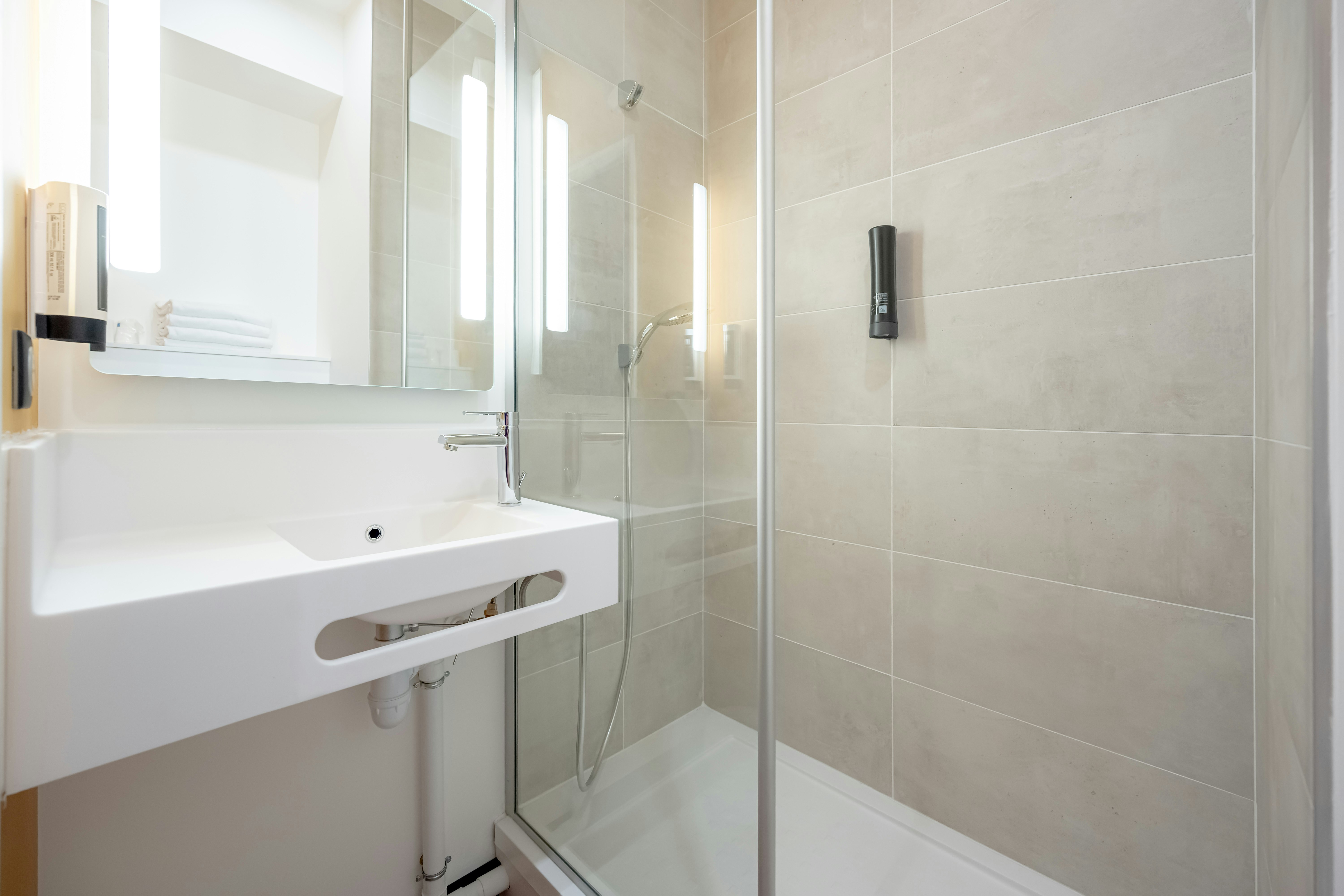B&B Hotel Toulon Centre Gare 28/28