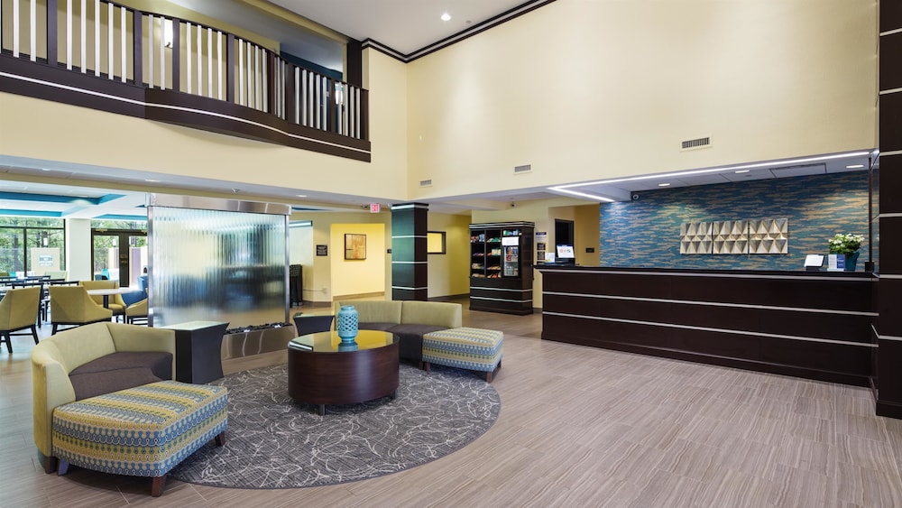 Best Western Plus Birmingham Inn & Suites 6/37
