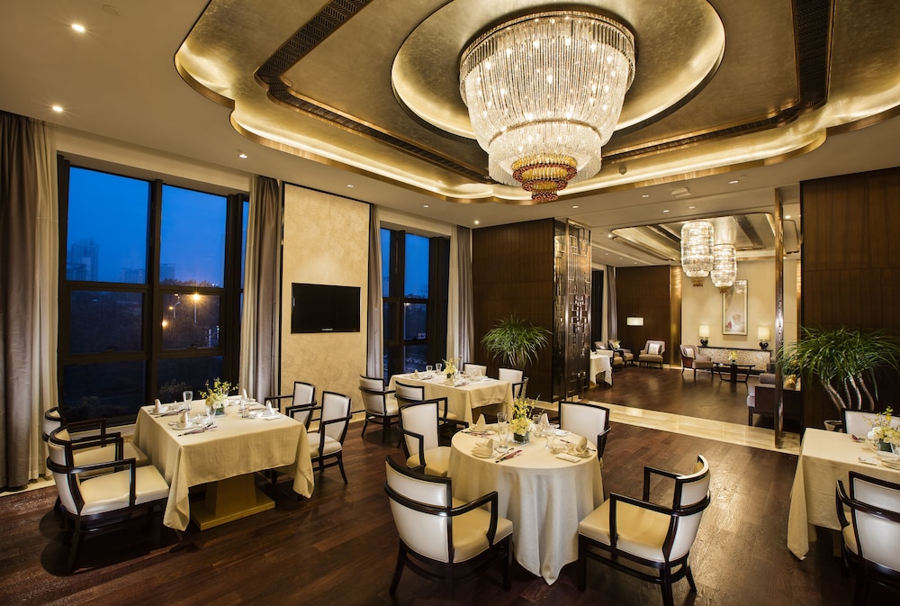 Crowne Plaza Hefei Rongqiao 30/50