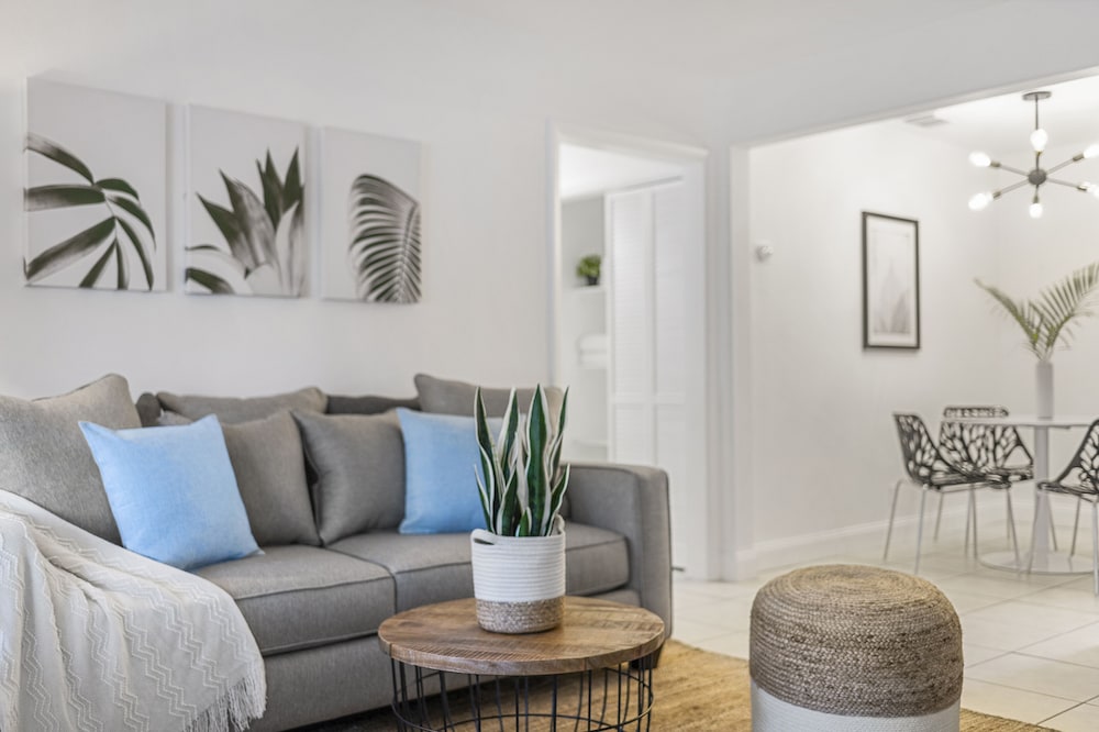 Alani Bay Luxury Condos Ft Lauderdale 29/49