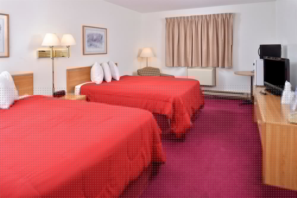 Sauk River Inn & Suites, a Travelodge by Wyndham 23/42