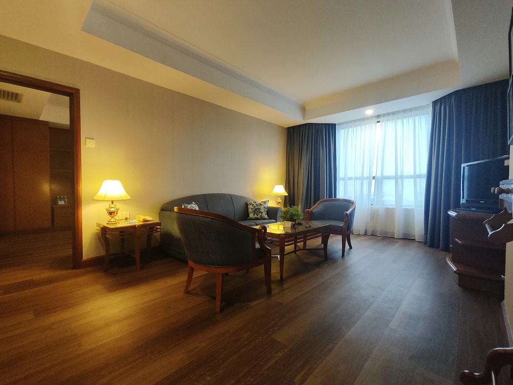 Pearl View Hotel 19/50