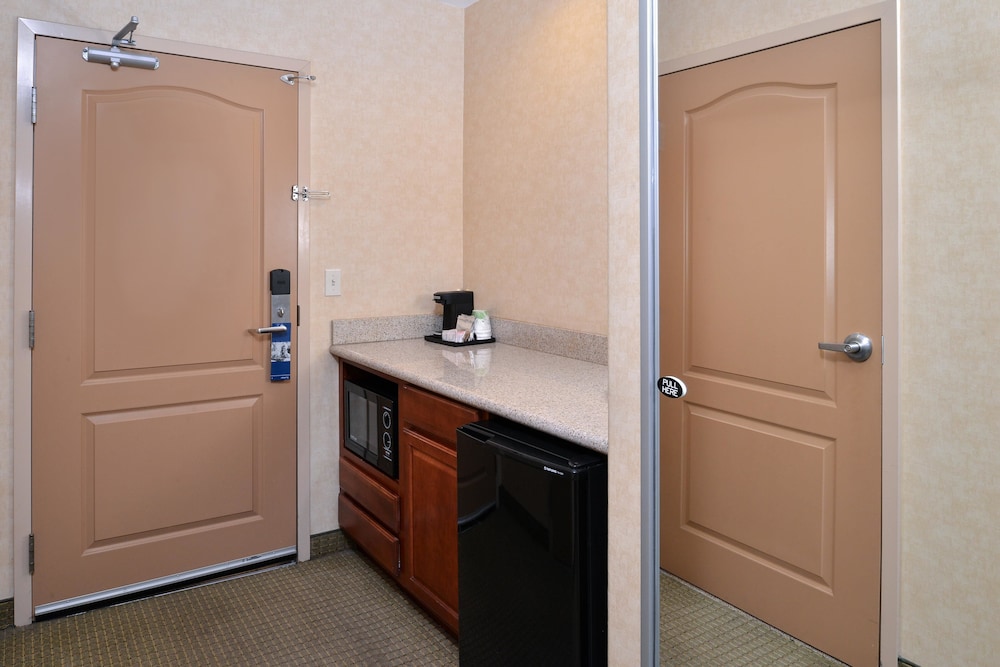 Hampton Inn and Suites Woodland - Sacramento Area 24/53