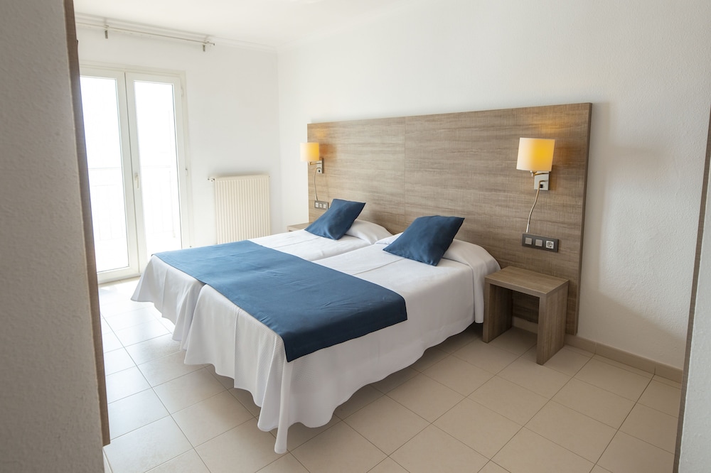 Risech Hotel 38/64