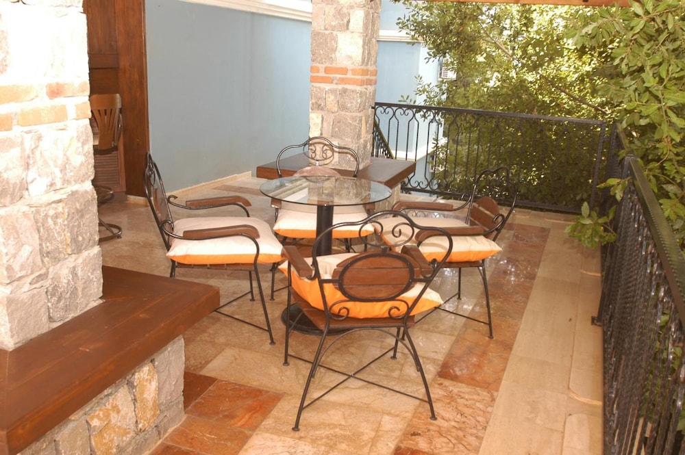 Antas Deluxe Apartments 55/69