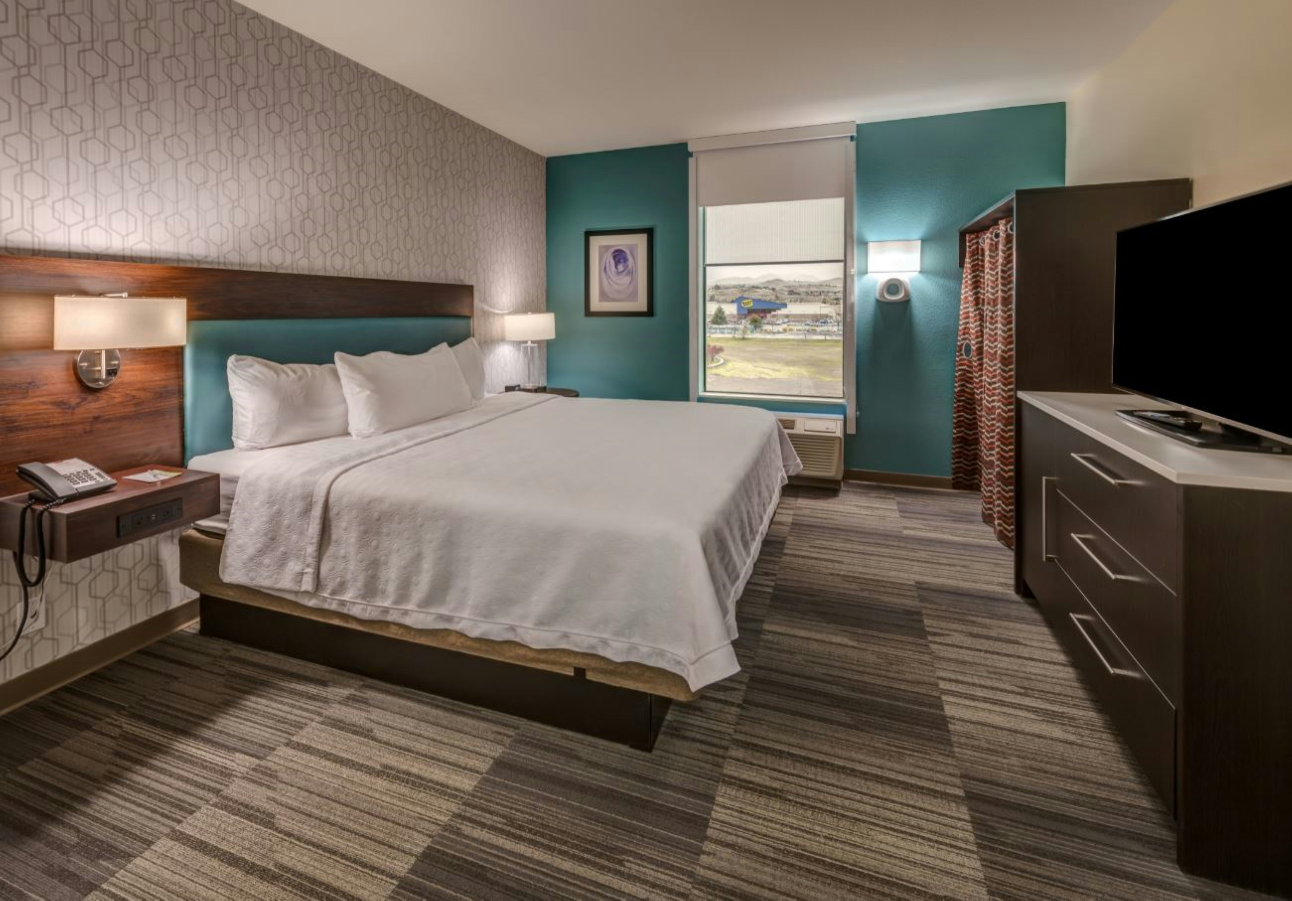 1 BEDROOM, SUITE, KING BED
