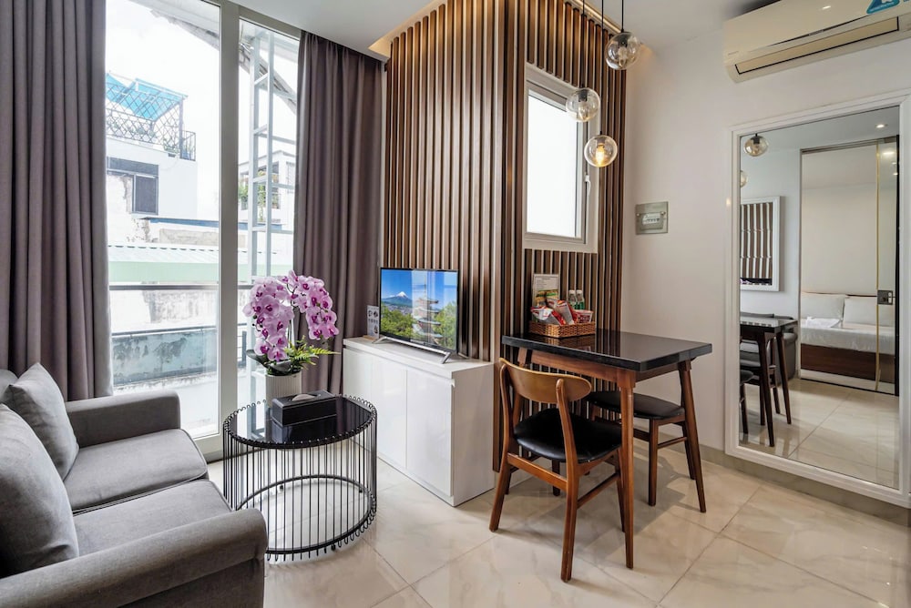 Otis Apartment - 33 Tran Ke Xuong Rooftop 30/50