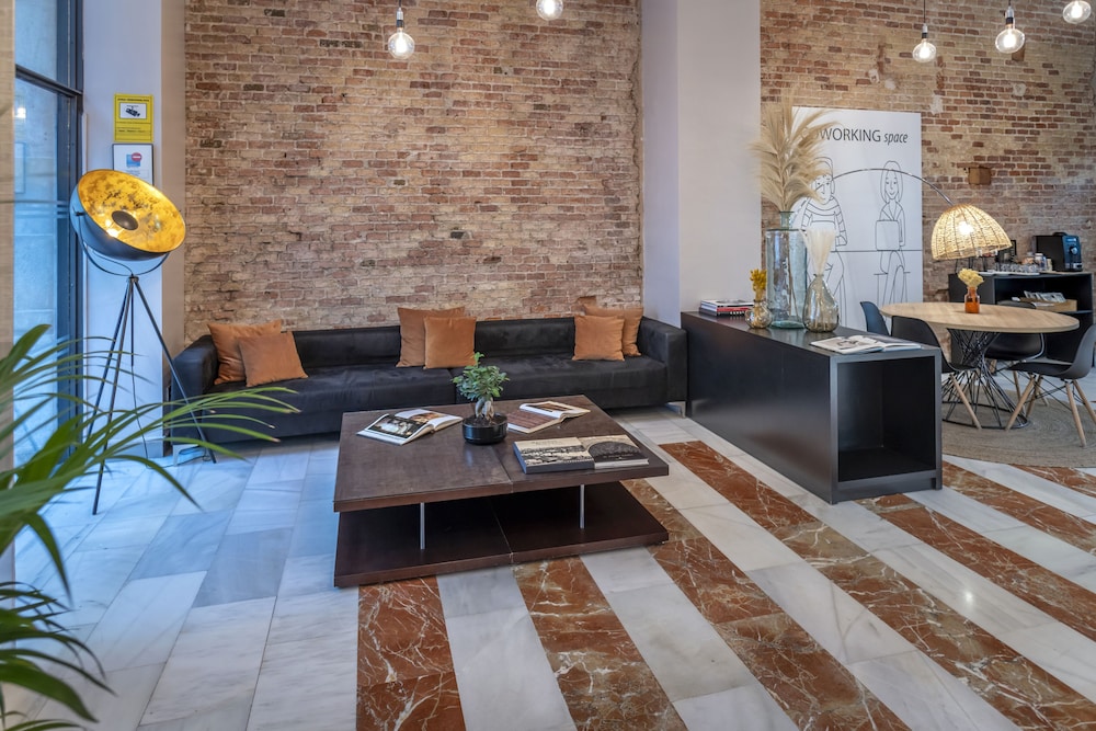 Serhs Carlit Boutique Hotel 58/66