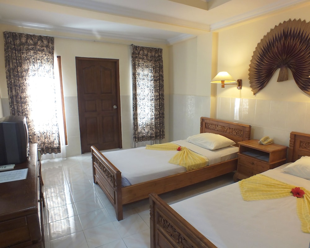 Palm Beach Hotel Bali 6/38
