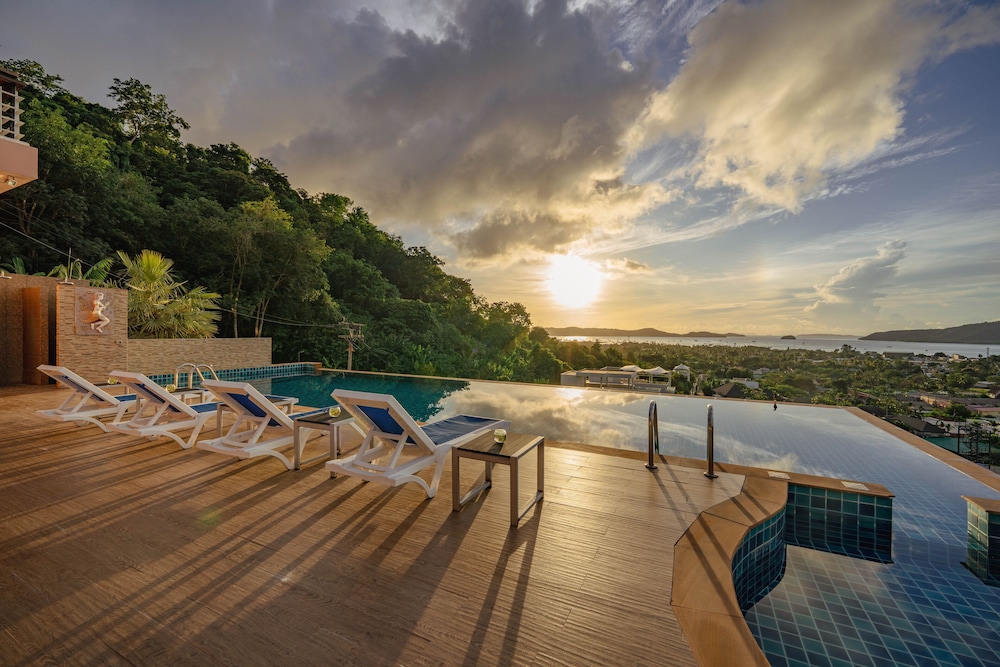 The View Rawada Phuket 48/56