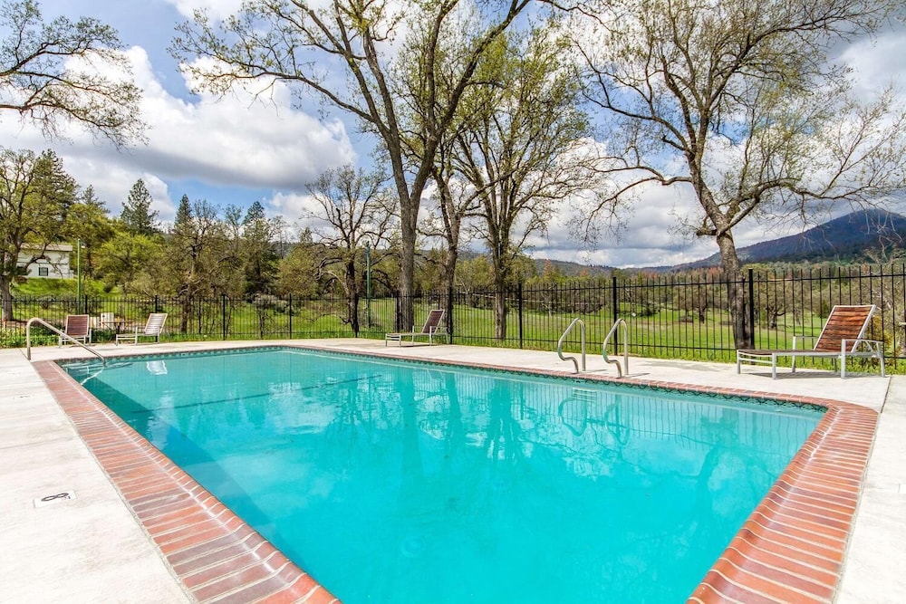 Sierra Sky Ranch 5/57