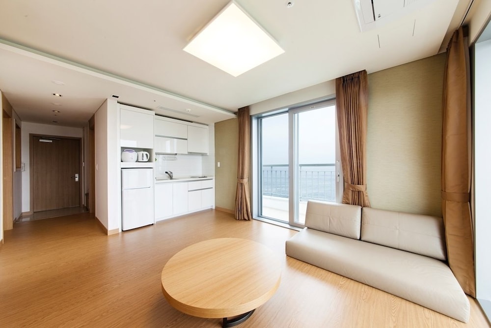 Kumho Jeju Resort 33/62
