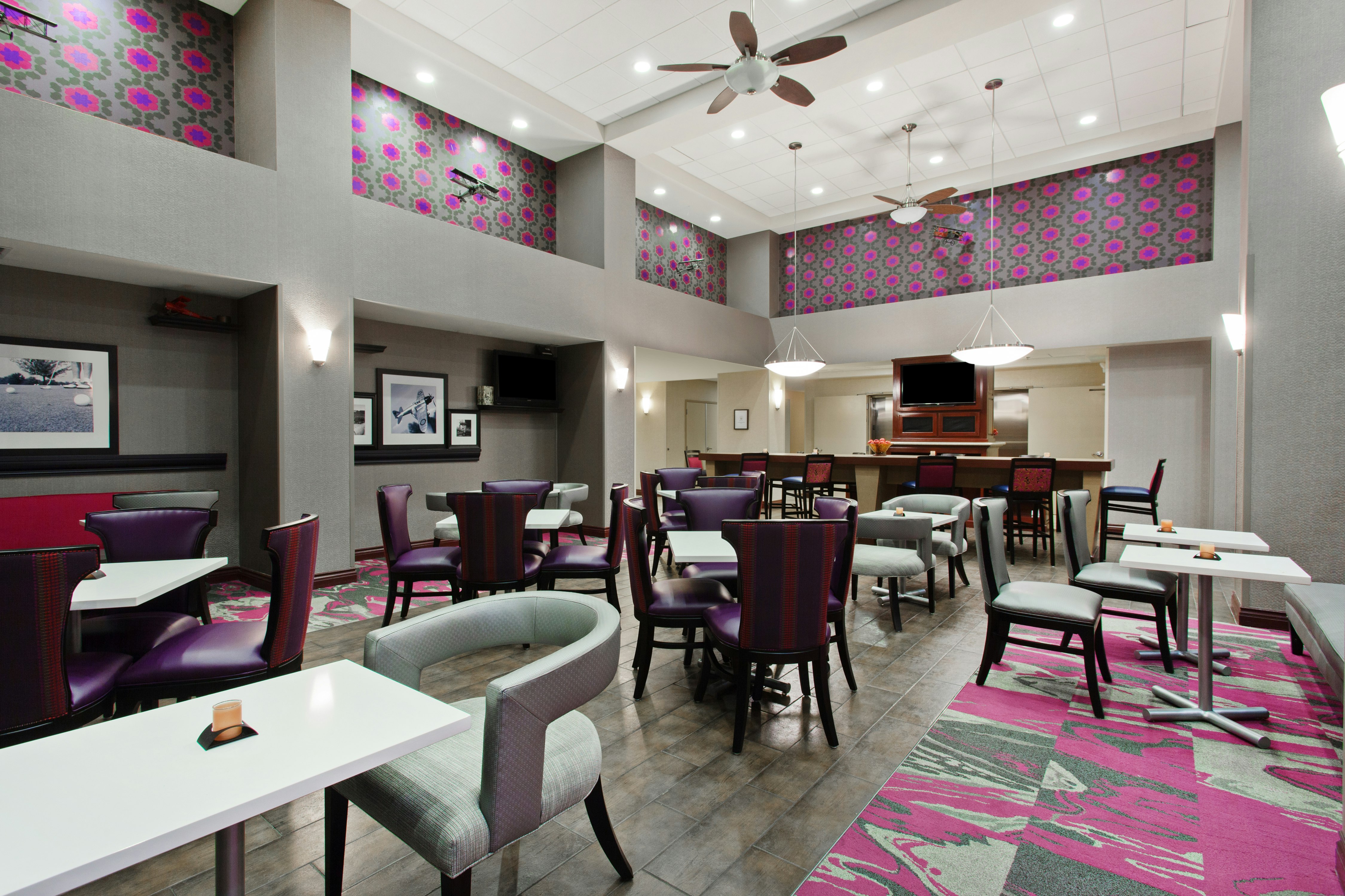 Hampton Inn Suites Oakland Airport 42/63