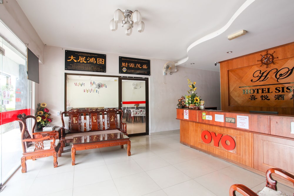 OYO 89539 Hotel Siswa 8/32
