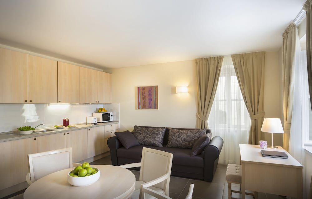 REMISENS VILLA BELVEDERE 36/66