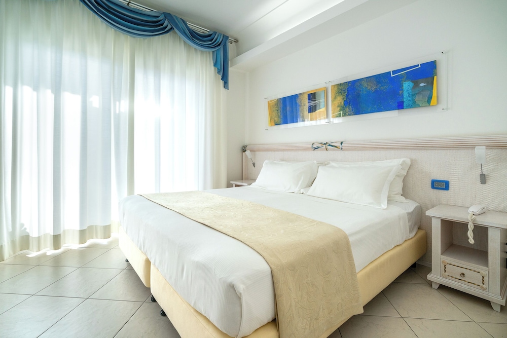 Elaia Garden Hotel 21/48