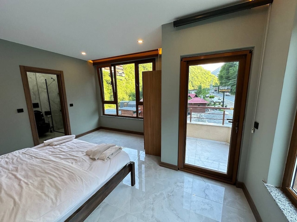 Tuva Villa's 4/50
