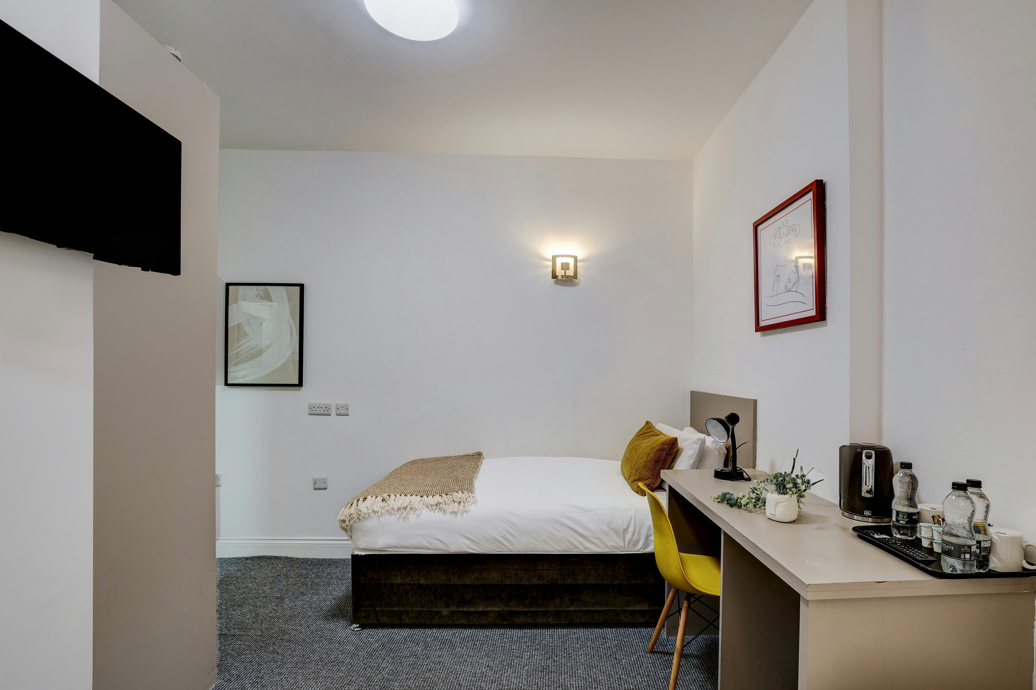 Belvilla Ilford Station Hotel, 4 min from Elizabeth line 16/46