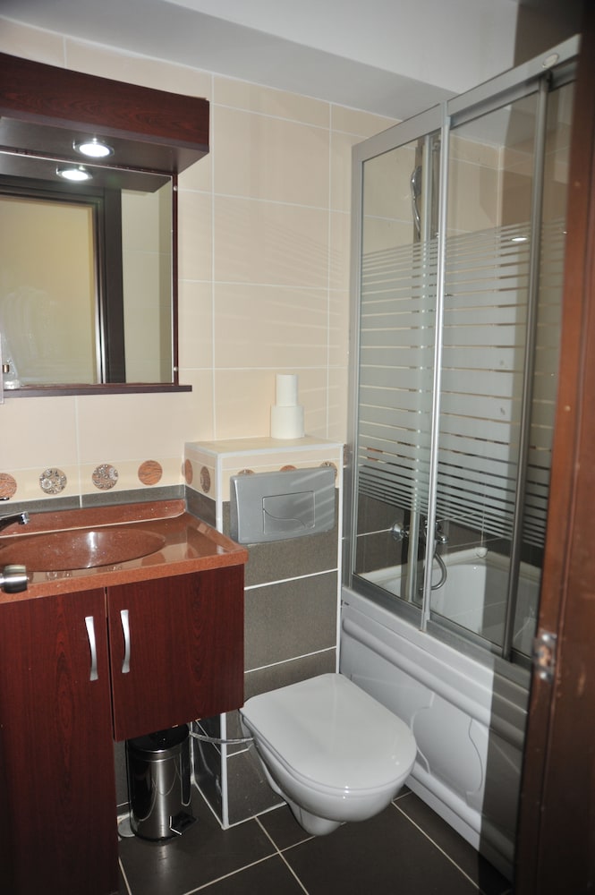 Ares Hotel Istanbul 12/39