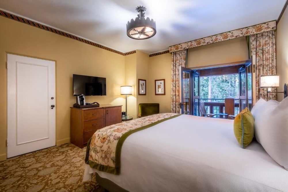 The Ahwahnee 12/50