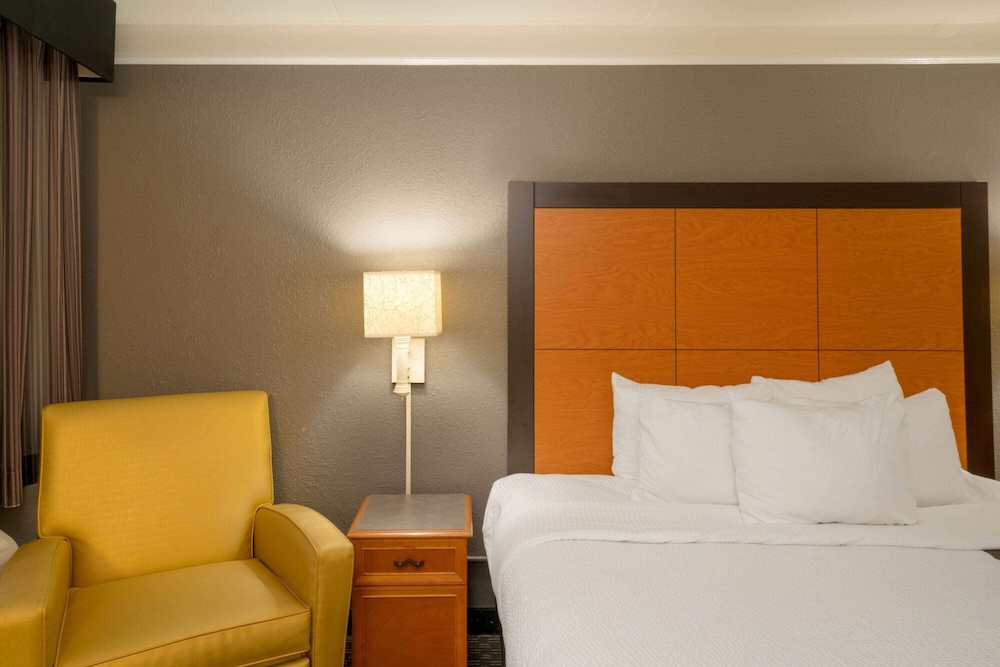 La Quinta Inn Nashville South 21/48