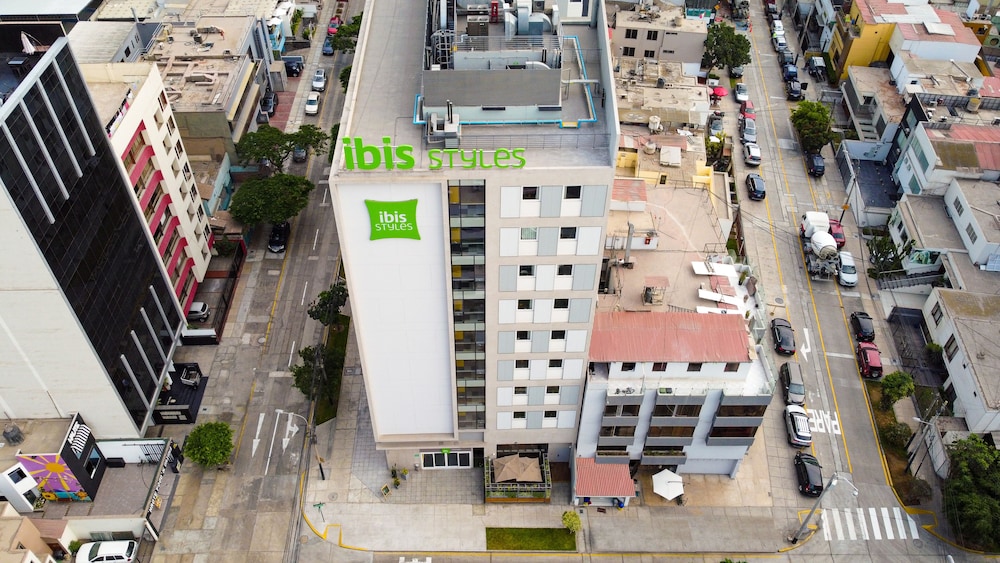 ibis Styles Lima San Isidro 1/43