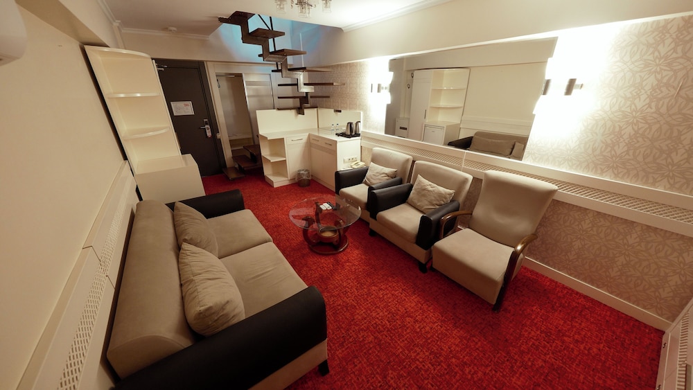 Lycus River Thermal Hotel 30/50