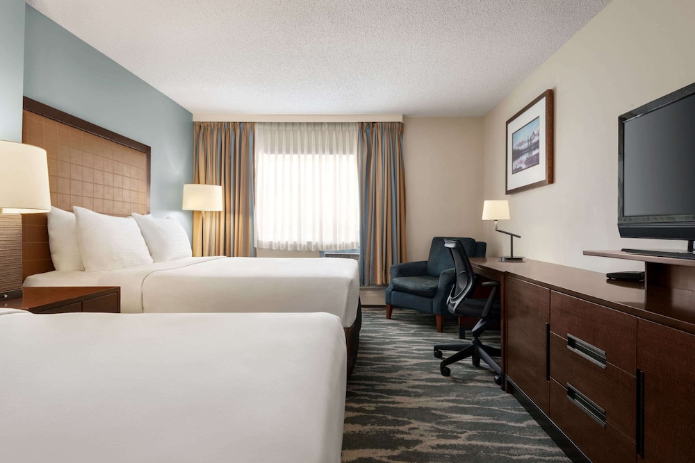 Travelodge by Wyndham Calgary South 18/63