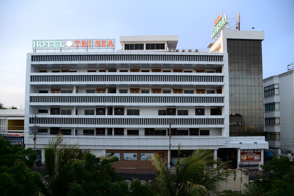 Hotel Tri Sea 2/24