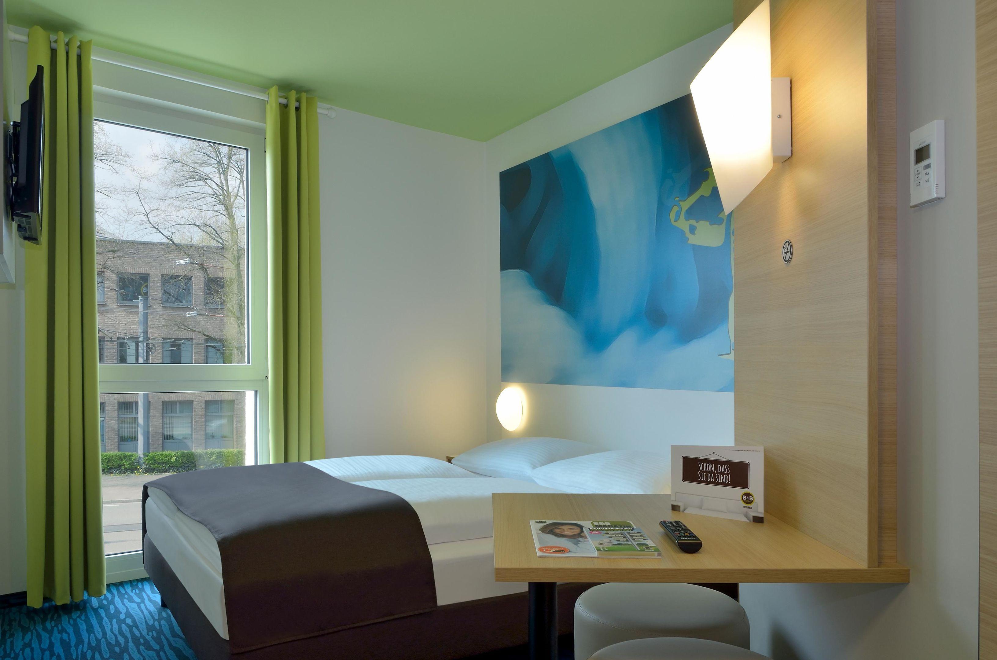 Room, Double Bed
