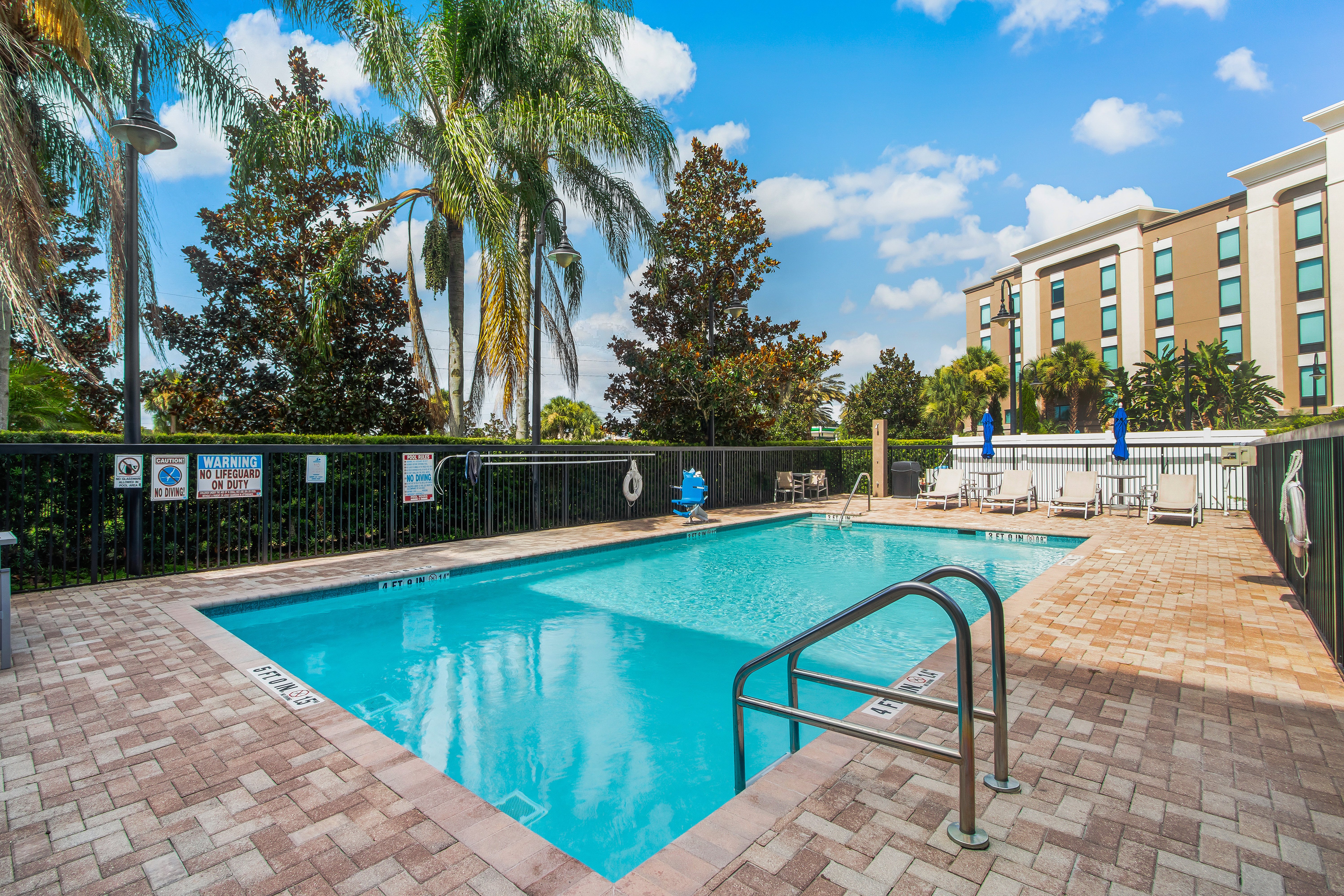 Holiday Inn Express Hotel Suites Orlando Apopka 38/38