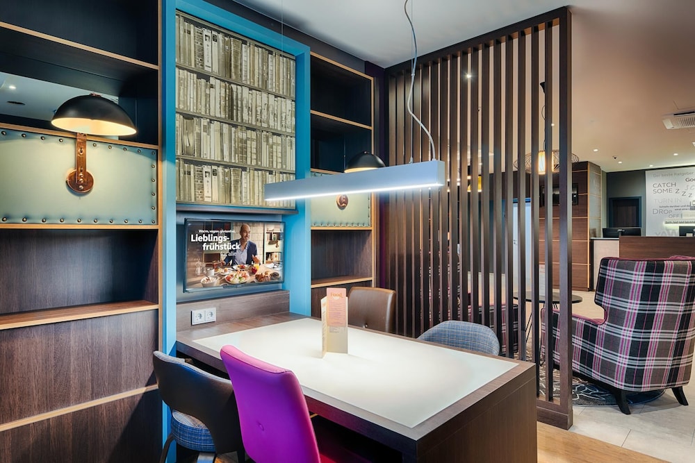 Premier Inn Berlin City Sud Hotel 45/50