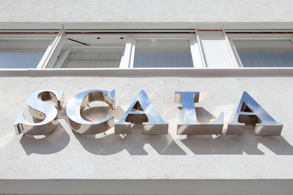 Hotel Scala 54/55