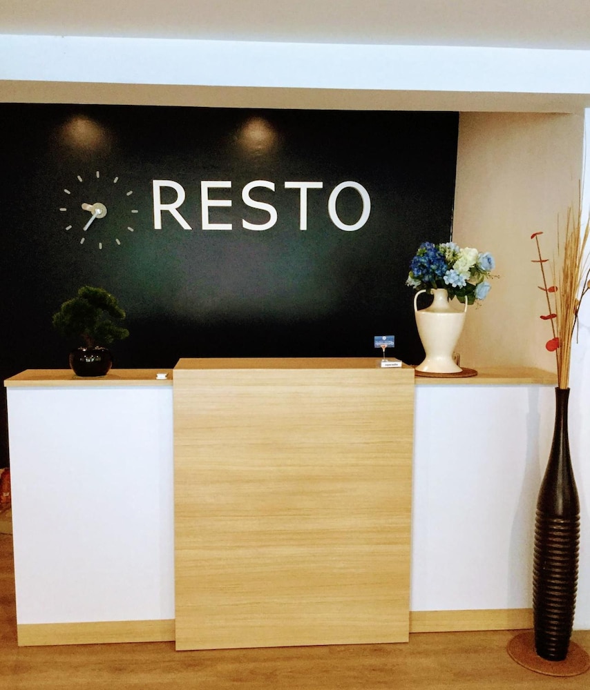 The Resto 4/30