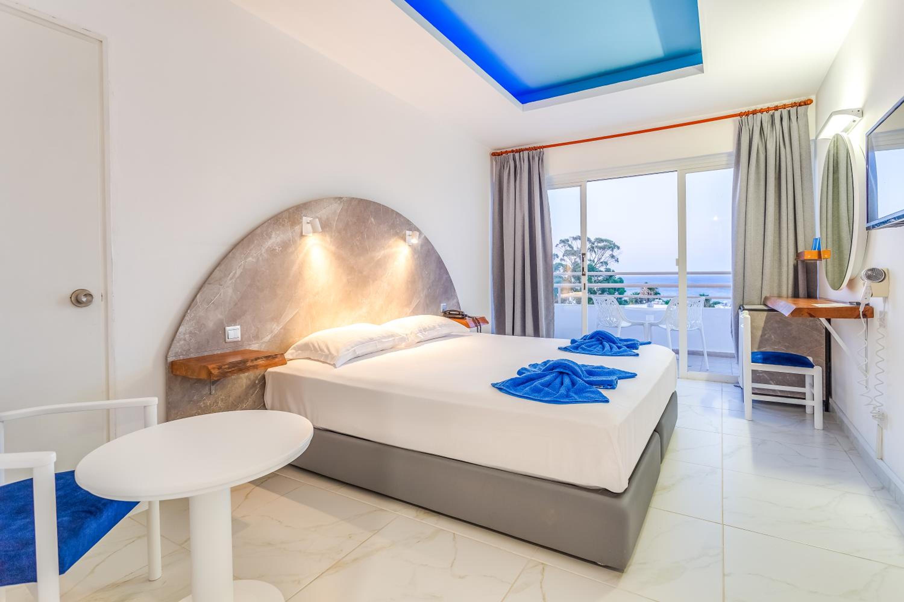 Room, Single Bed, Sea View, Adelais Bay Hotel 7/10
