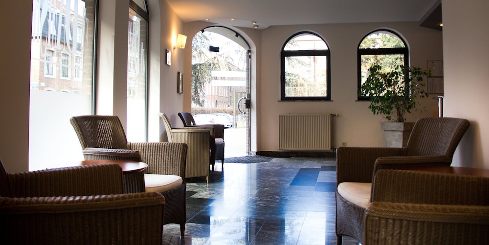 Hotel New Damshire 25/39