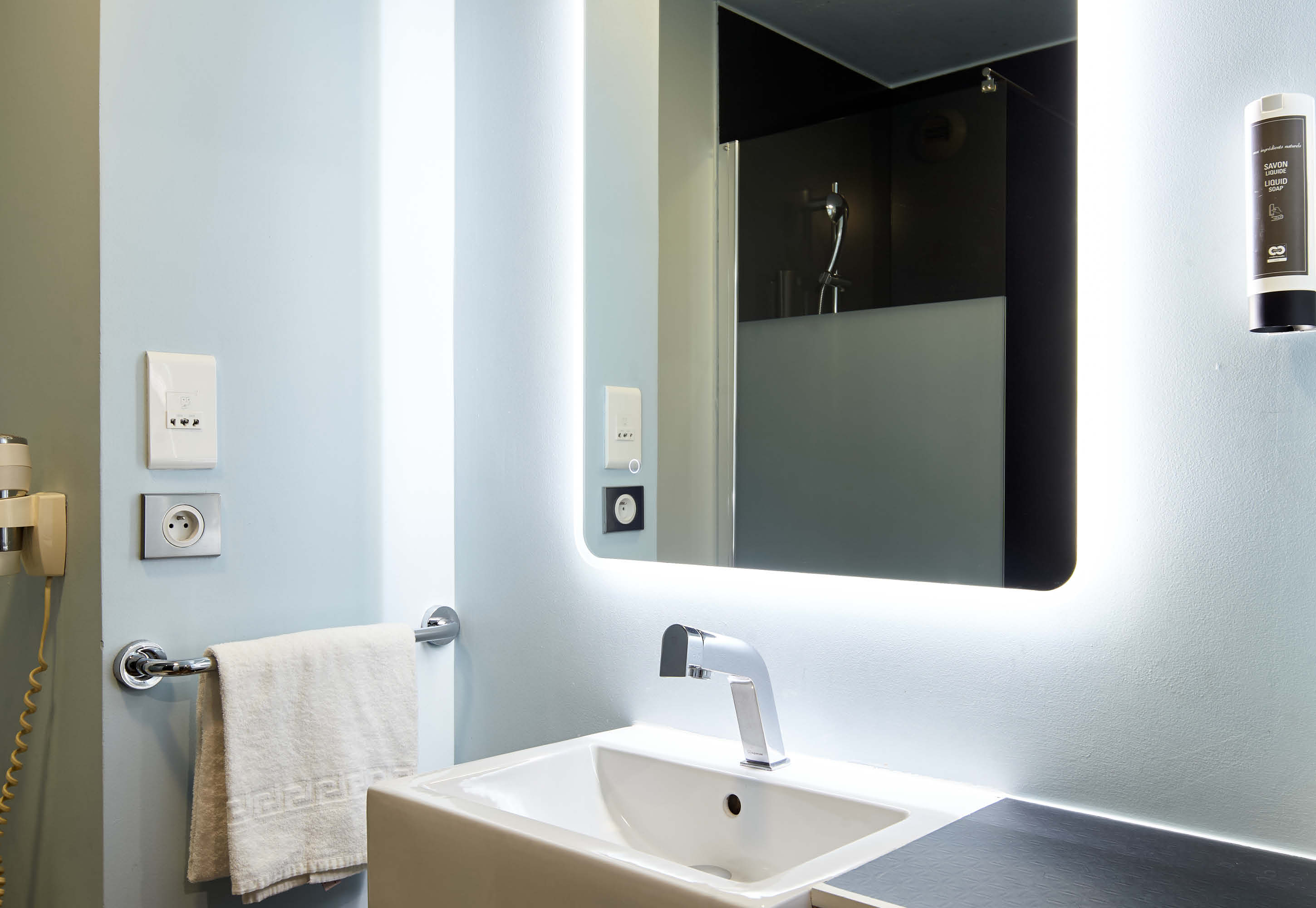 غرفة قياسية بسريرين منفصلين، B&B Hotel Saint-Maur Creteil 2/2