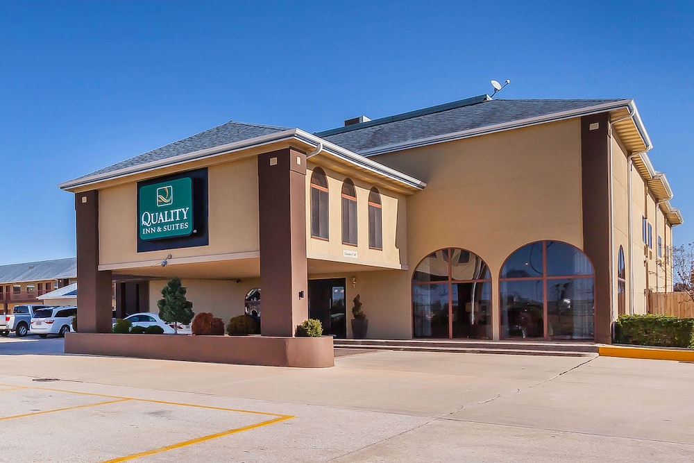 Quality Inn & Suites Owasso US-169 1/45