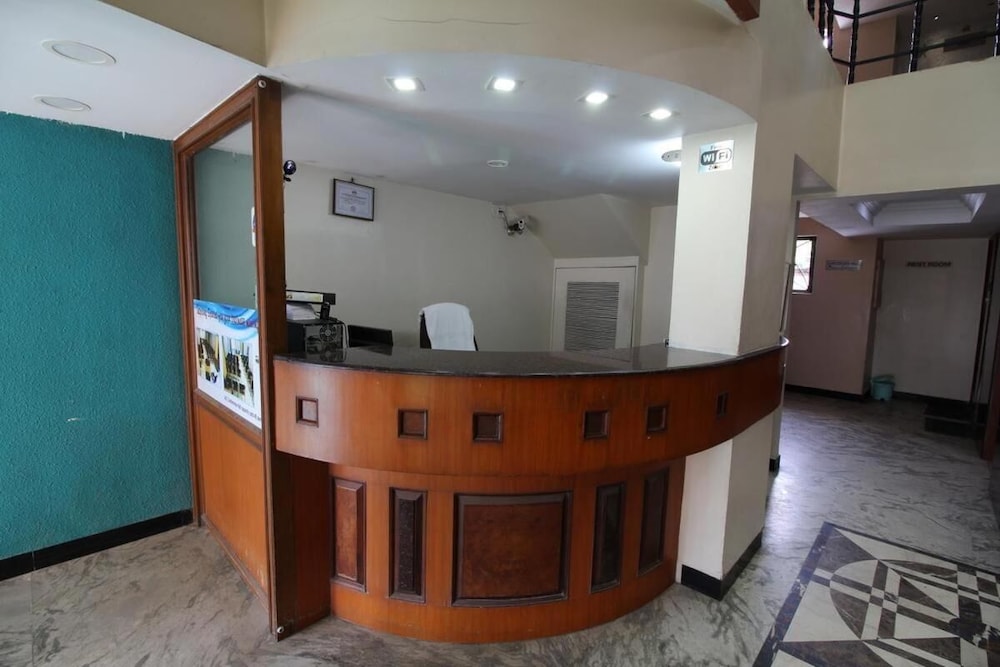 Hotel Naveen 5/15