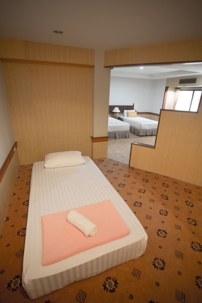 100 Islands Resort Spa 44/66