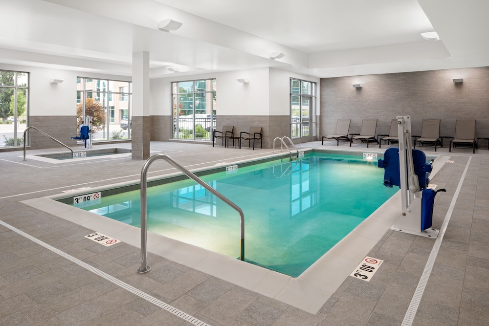 SpringHill Suites Kalamazoo Portage 6/18