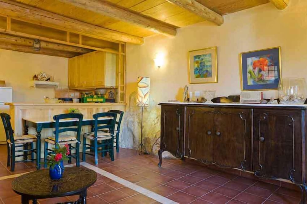 Kastellos Village 28/50