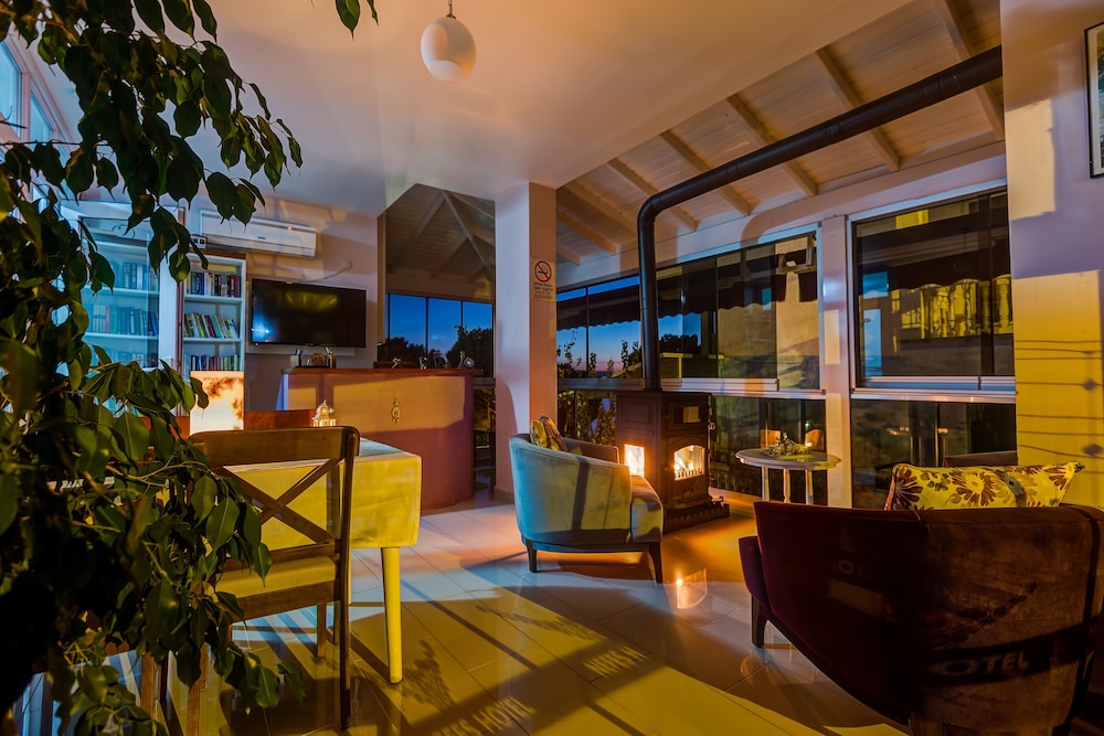 Nefes Hotel 24/34