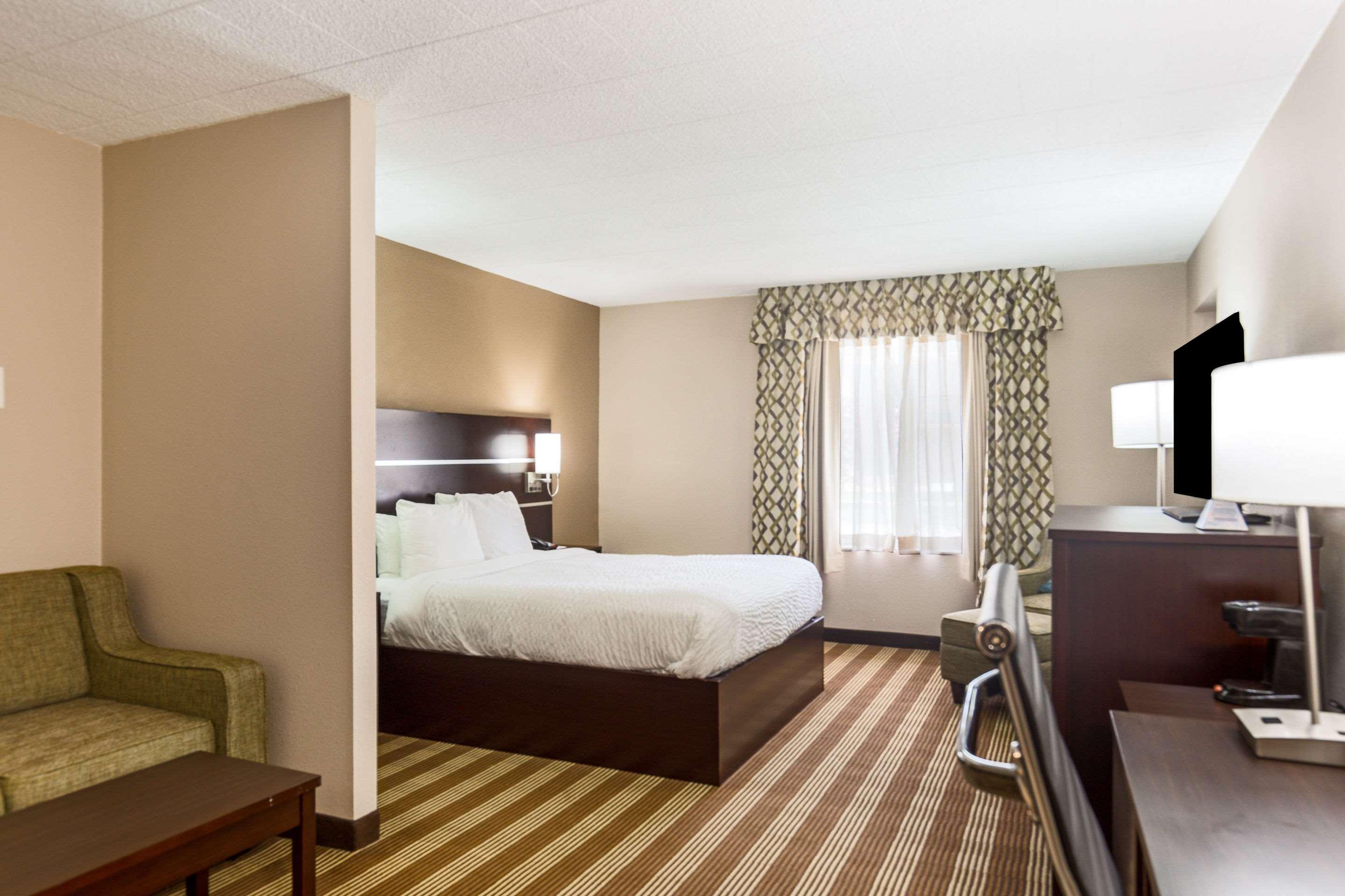 Pocono Inn At Water Gap 21/50