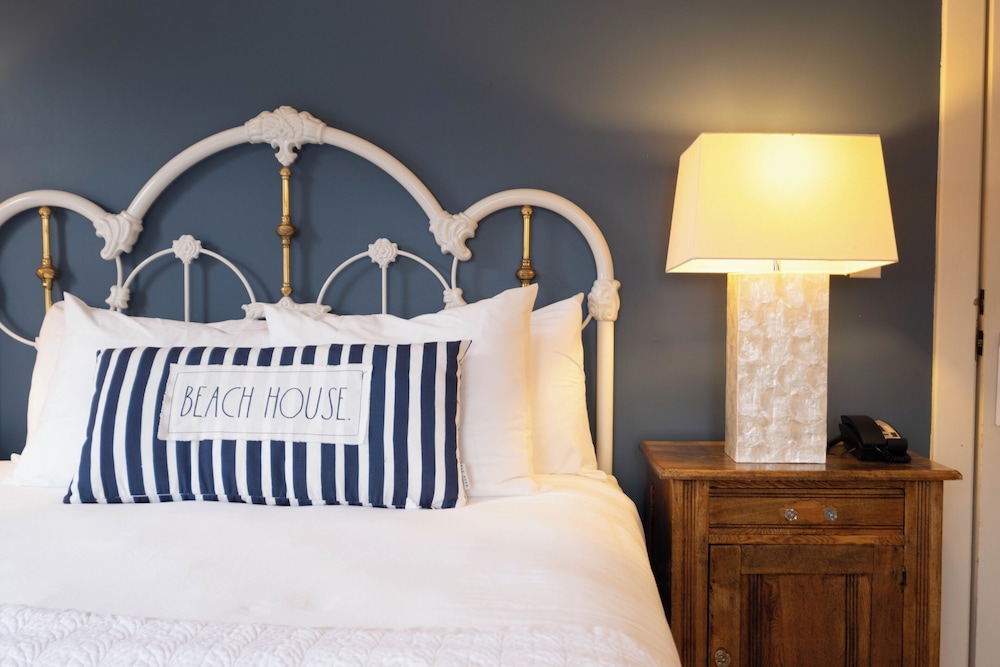 Beach House Inn 20/49