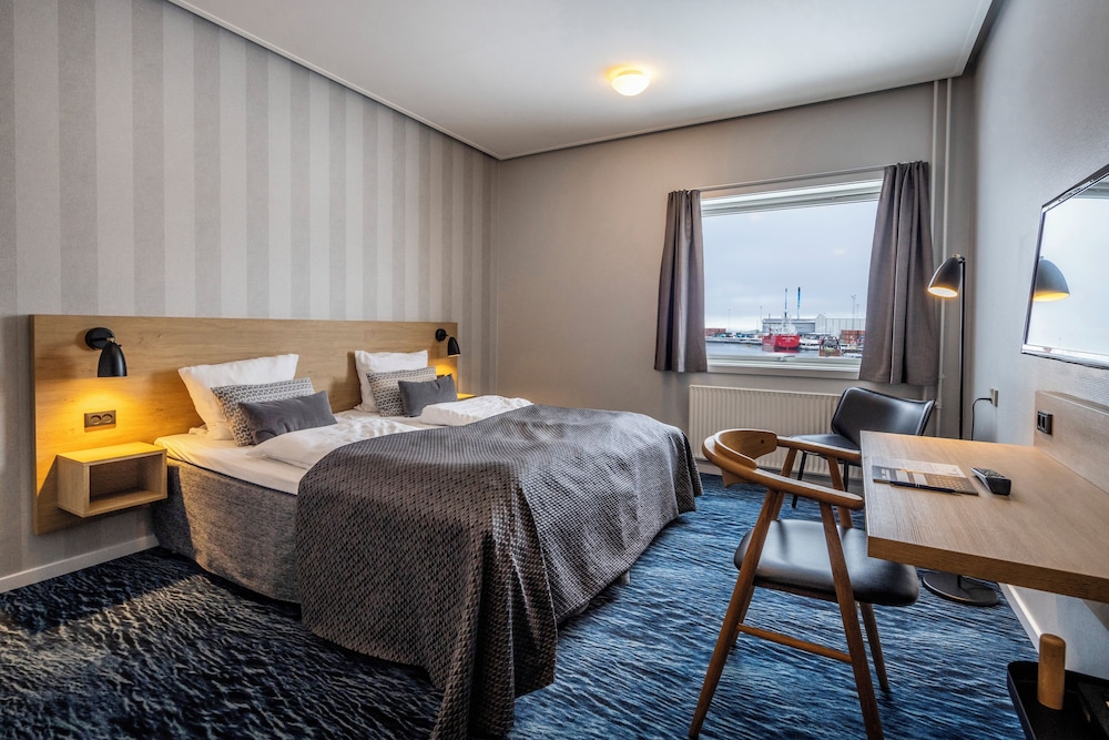 Plus, Standard, Double Bed