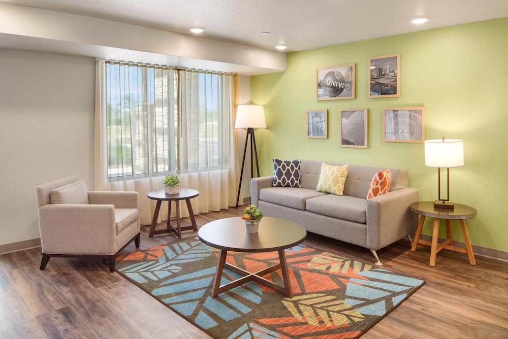 WoodSpring Suites Orlando I-4 & Convention Center 14/19