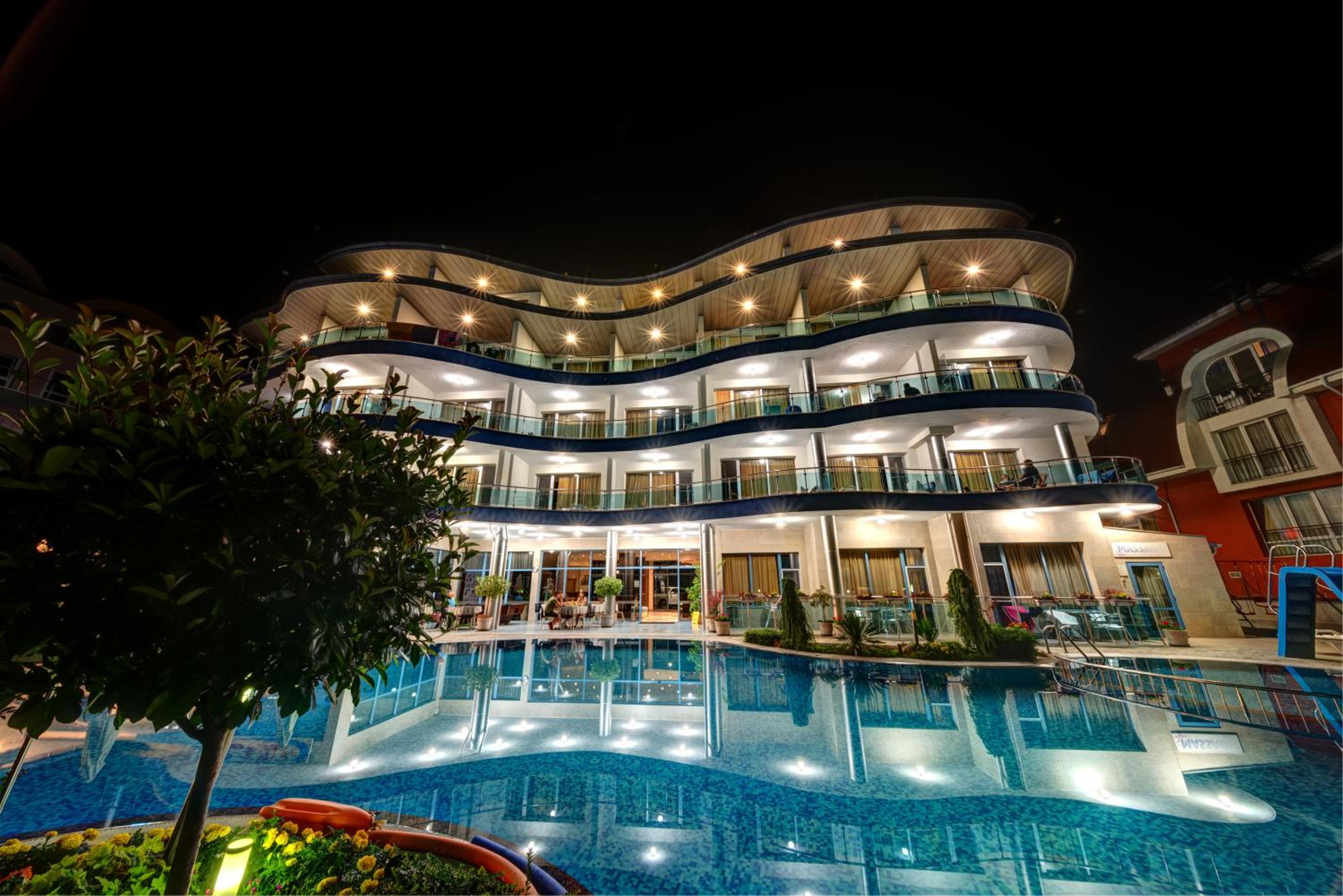 Blue Bay Hotel 3/50