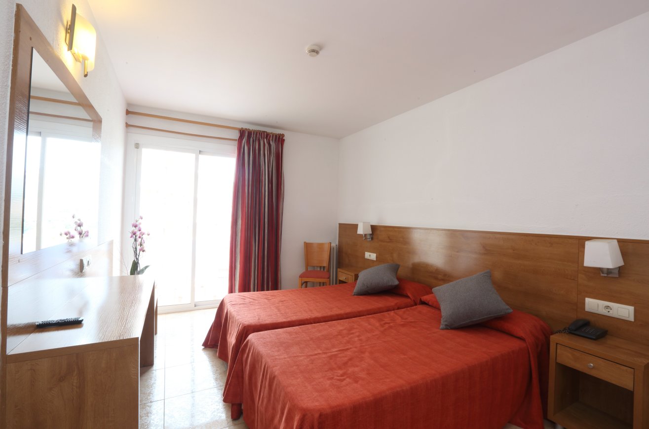 Standard, Single, Double Bed