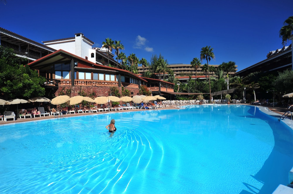 Parque Tropical Hotel 28/66